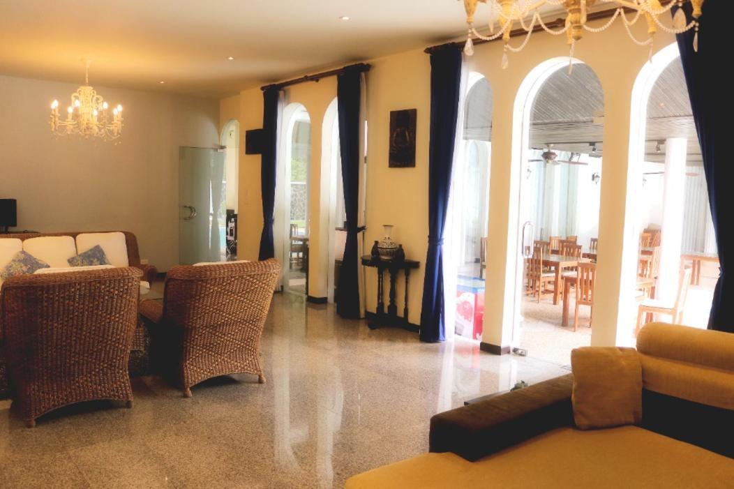Chalong Palm Residence Экстерьер фото